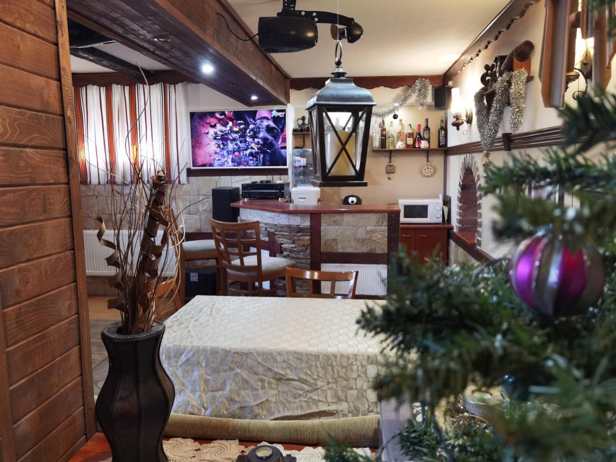 Mira Guest House Dobrinishte Eksteriør billede