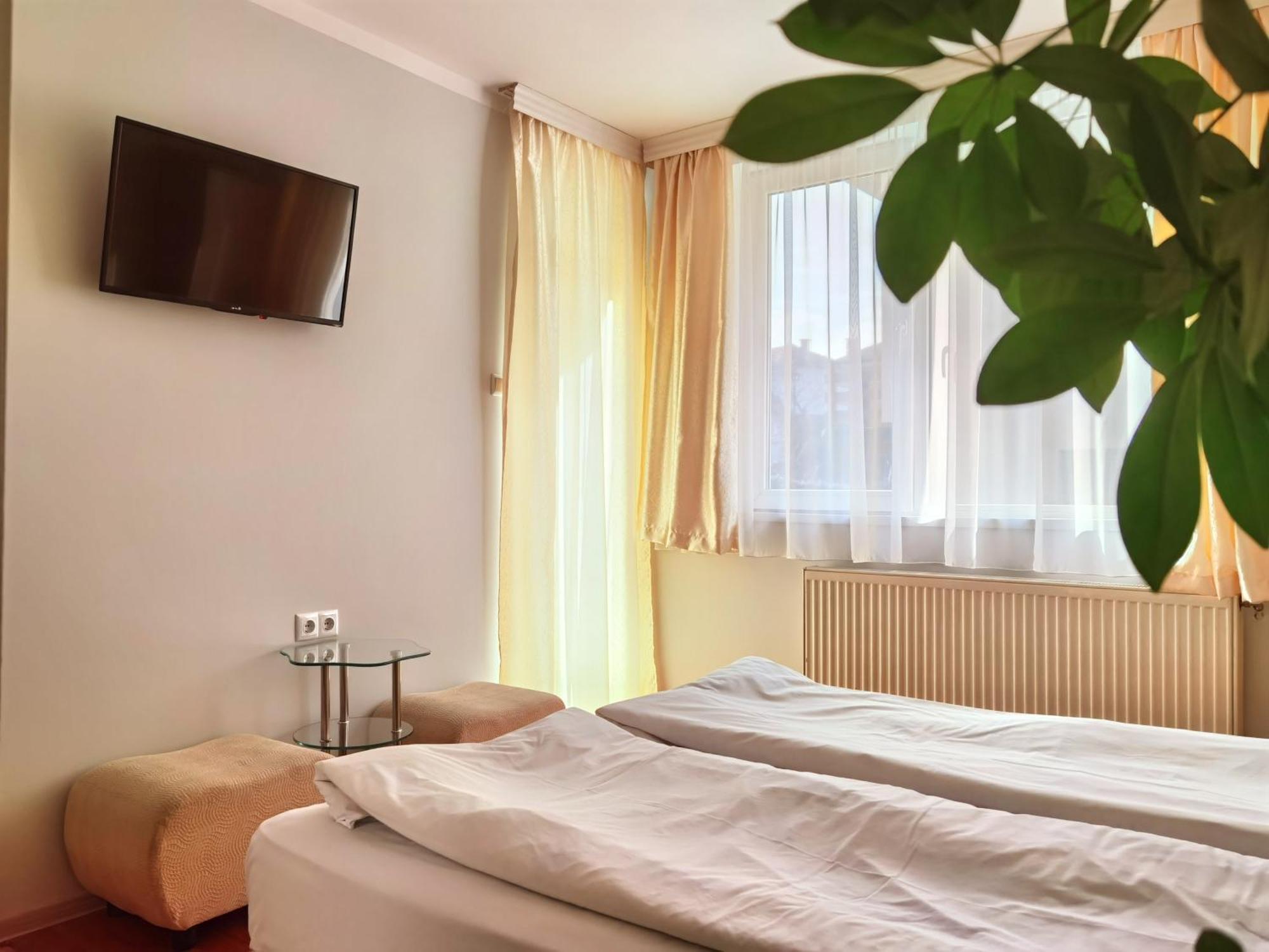 Mira Guest House Dobrinishte Værelse billede