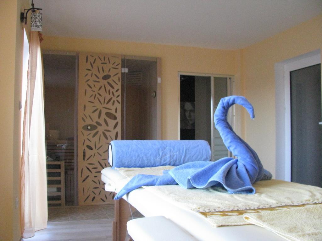 Mira Guest House Dobrinishte Eksteriør billede
